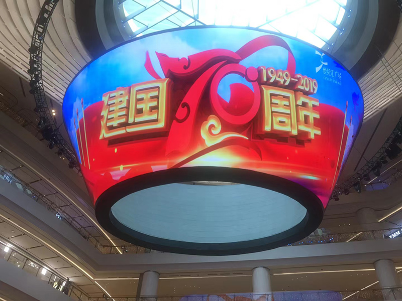 公司花20萬裝修的會議室，竟被客戶吐槽‘像網吧’？高級感會議室的屏幕選擇秘訣”